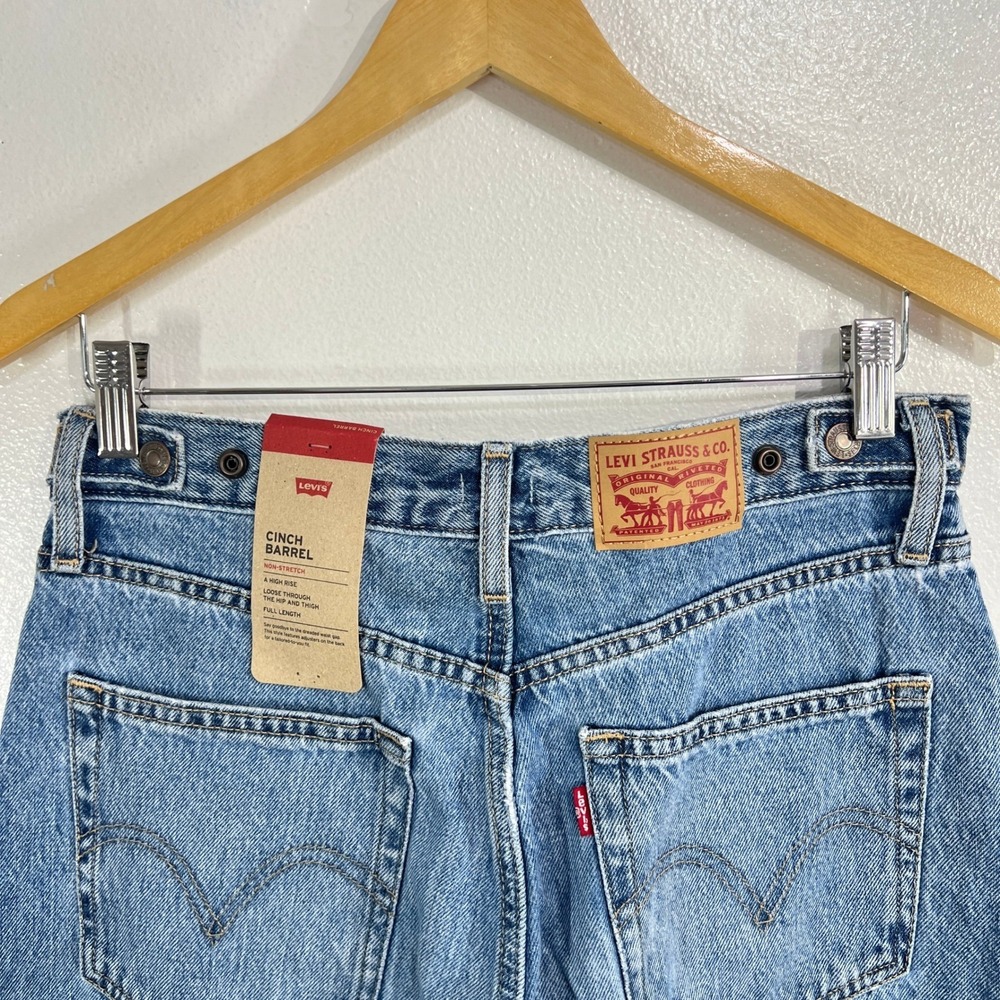 Levi's Cinch Barrel Women's Jeans 29 Light Wash Blue High Rise Wide Leg Relaxed - Picture 8 of 11